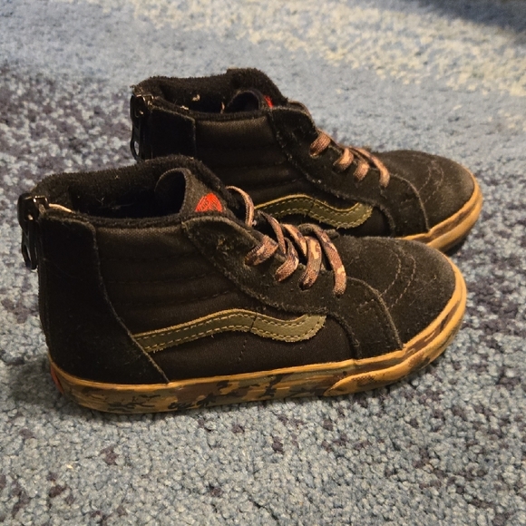 Vans Black and Camo SK8-Hi - Picture 4 of 4